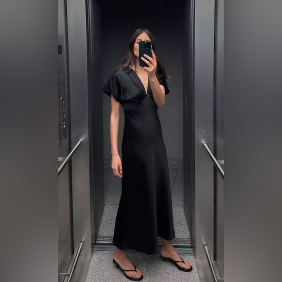 Zara Black Silky Dress Short Sleeve Maxi Asimetric Size M Chest Open And Skirt - Picture 5 of 16